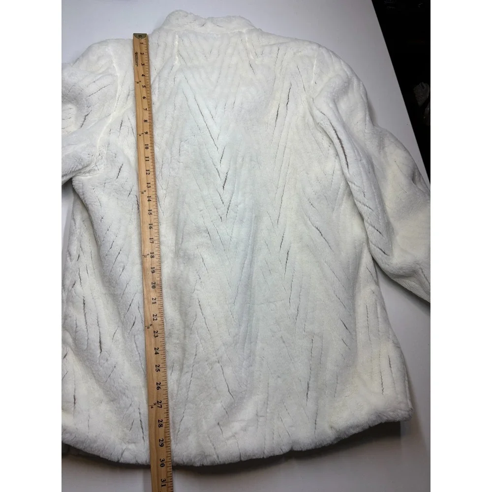 Vintage Coat Style VI Ltd Womens Size M/L White Faux Fur Mob Wife - Picture 8 of 10